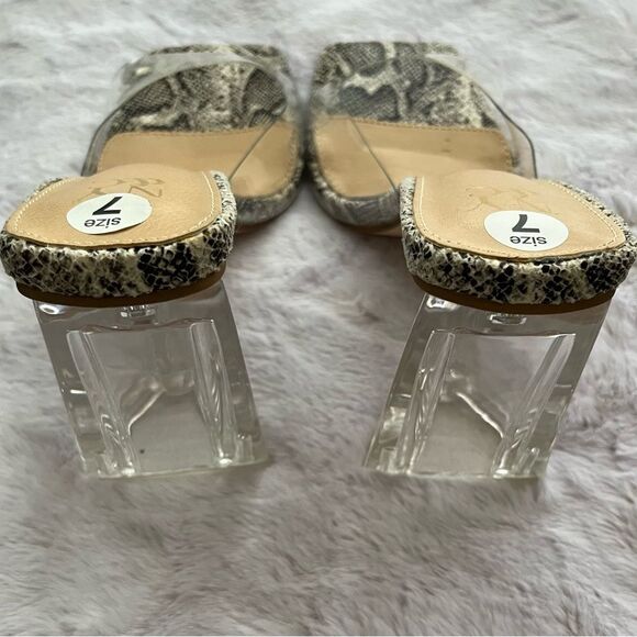 NEW YORK & COMPANY Heather Gray/Black Color Clear Block Heel Mules Size 7 - Picture 5 of 7